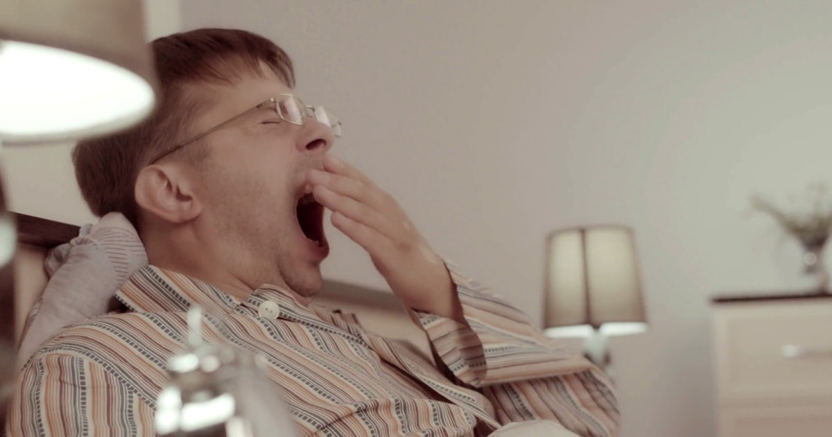 Почему человек зевает?