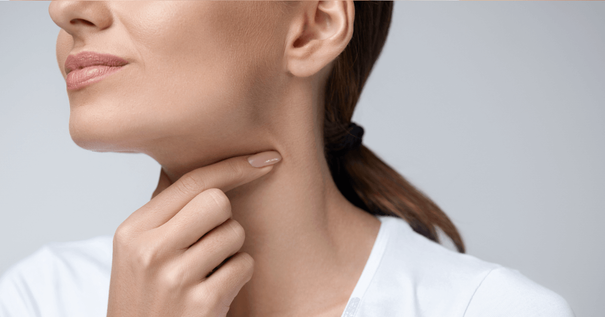 Почему долго болит горло: причины и лечение