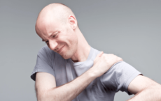 Боли в плечевом суставе: причины и диагностика