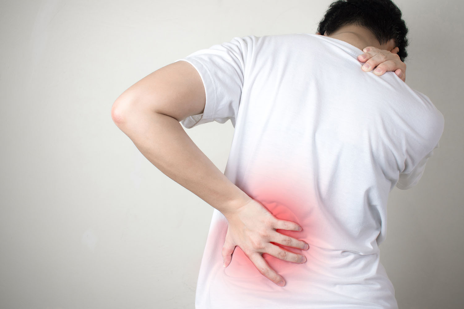 Причины поясничной боли и дискомфорта в спине